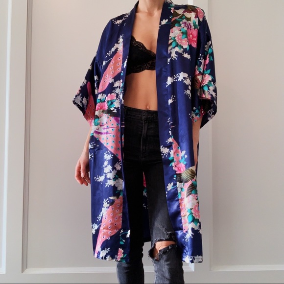 genuine kimono 🦚 - Picture 5 of 16